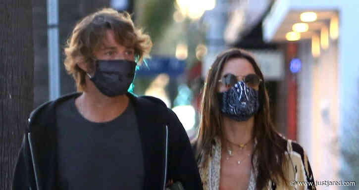 Alessandra Ambrosio Holds on Close to Boyfriend Nicolo Oddi While Picking Up Pizza