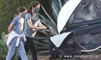 Jennifer Garner takes family cat for another outing in stroller with daughter Seraphina