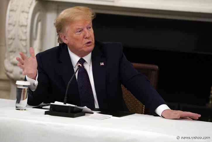 Trump hears restaurant owners' worries, sees good days ahead