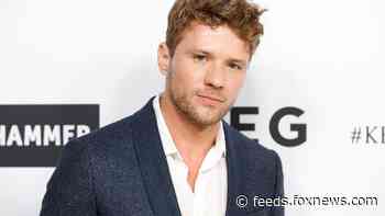 Ryan Phillippe flashes abs while sharing how he feels about coronavirus quarantine