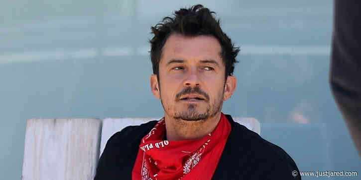 Orlando Bloom Hangs Out With Son Flynn While Running Errands in LA