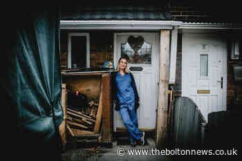 Photographer captures life in lockdown in Westhoughton with touching doorstep portraits