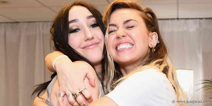 Noah Cyrus Says Being Miley Cyrus's Younger Sister Stripped Her Of Her Identity
