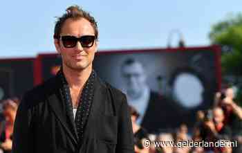 Jude Law wordt voor de zesde keer vader