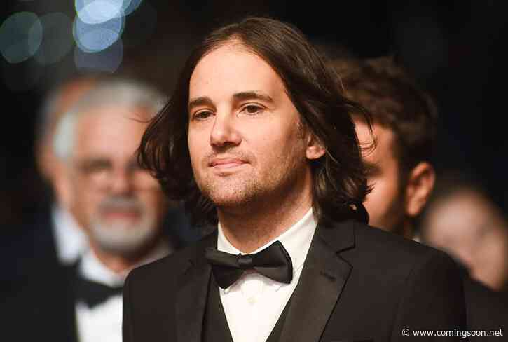 David Robert Mitchell to Direct Heroes & Villains Film For MGM