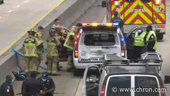 Houston ISD cop injured in rear-end crash near downtown