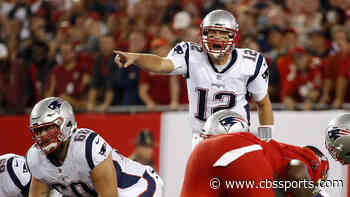 Buccaneers TE Cameron Brate says 'it's a little weird' to be teaching Tom Brady their offense