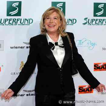 Marianne Faithfull praises her hospital carers