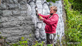 Former graffiti artist restores city architecture with faux paint technique - WPVI-TV
