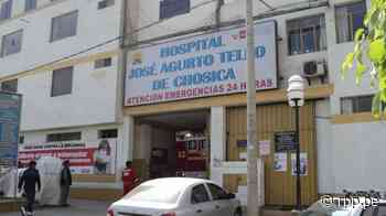 Cadáver permanece afuera del Hospital José Agurto Tello de Chosica [VIDEO] - RPP