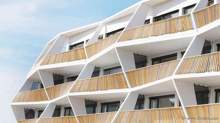 10 housing projects that make bold use of balconies
