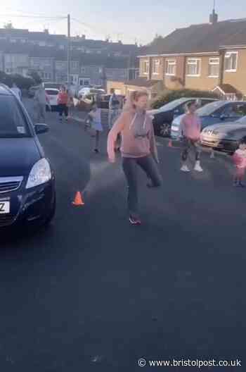 Kingswood student hosts fitness classes for her neighbours on their doorsteps