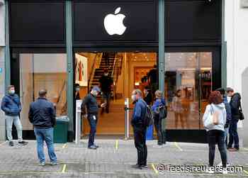 Apple and Google still in talks with UK about COVID-19 app technology