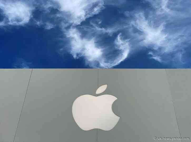 Irish regulator questions Apple over recordings