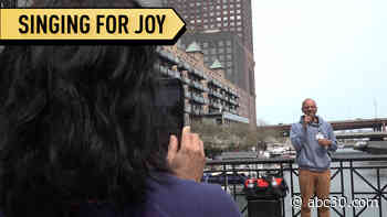 This amazing singer is bringing joy to his community during the coronavirus pandemic