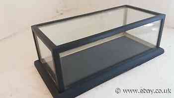 Table top Display Case  , ref 29