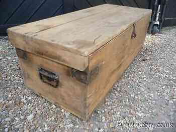 Antique / Vintage Pine Tool Chest  with top tray compartment .79cm x 34cm x 28