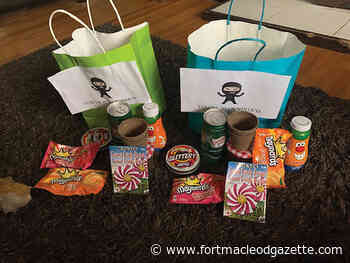 Delivering gifts to Fort Macleod doorsteps | Fort Macleod GazetteFort Macleod Gazette - Macleod Gazette Online