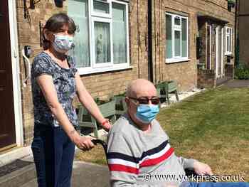 'Very lucky' Stephen, 71, survives five-week coronavirus battle