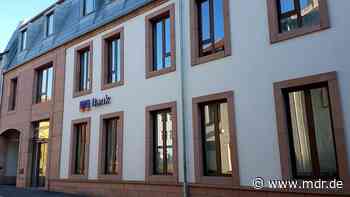 Ex-Manager der VR-Bank Bad Salzungen/Schmalkalden klagt gegen Entlassung - MDR