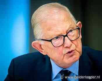 Van Vollenhoven: geef boa's volledige uitrusting mét vuurwapen