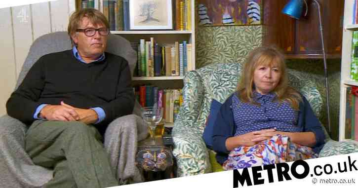What kind of art does Giles from Gogglebox create and where can you see his work