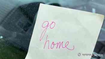 Albertans in B.C. border towns find hostile reception at times due to COVID-19 worries