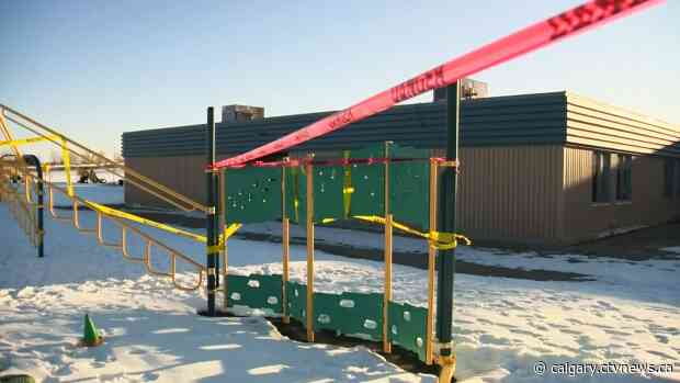 Airdrie, Alta. opens playgrounds, warns residents that equipment is not sanitized