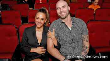 Jana Kramer, Mike Caussin releasing self-help book about marriage
