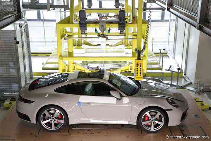 Porsche Track Your Dream lets buyers track the progress of their new 911