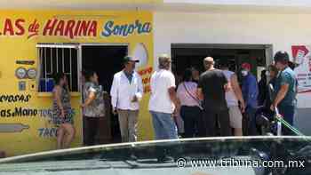Policía de Navojoa llega a poner orden con compradores de cerveza - TRIBUNA