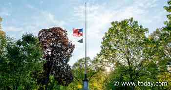 Trump to lower flags over Memorial Day weekend to honor coronavirus victims