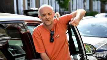 British PM's top adviser called on to resign over 400-km trip to parents' house during lockdown