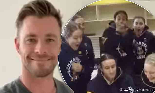 Australian student works 'connection' to Chris Hemsworth - Daily Mail