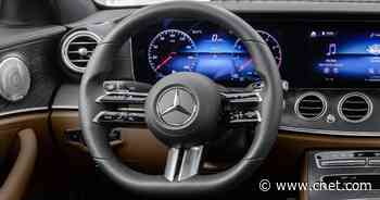 2021 Mercedes E-Class steering wheel will know a lot about your hands     - CNET