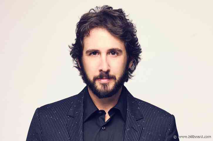 Josh Groban Jokes About His Shower Concerts: I Hope They’re ‘Not Creepy’!