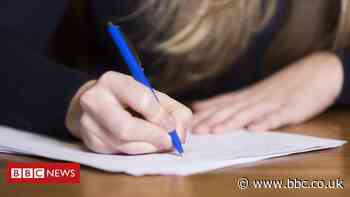 Coronavirus: Irish teachers given legal assurance over predicted grades