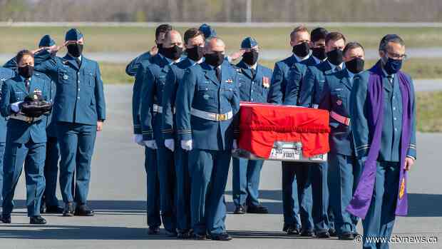 Procession for Snowbirds crash victim makes its way through Halifax