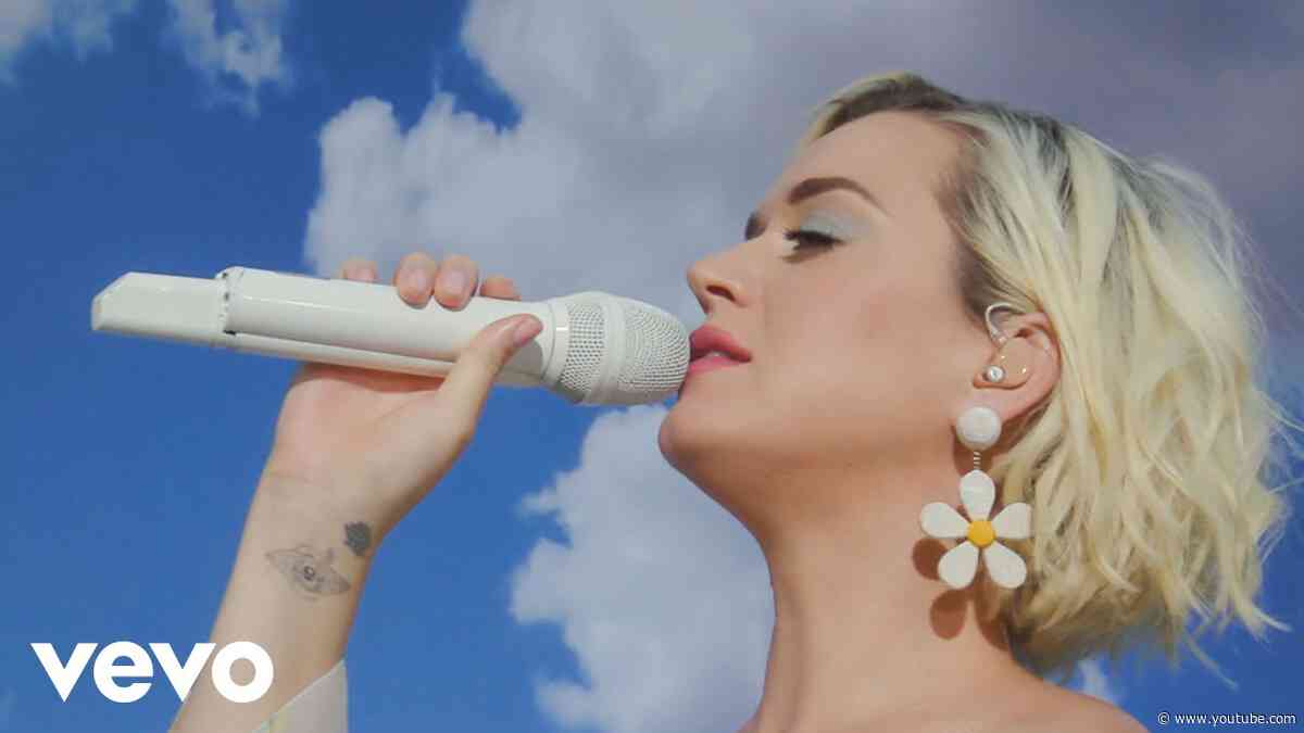 Katy Perry - Daisies (Live on Good Morning America / 2020)