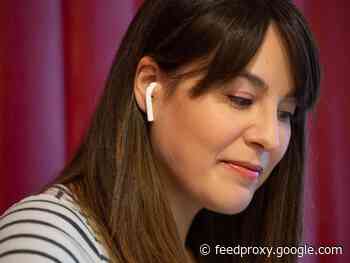 AirPods 2 vs. original AirPods: What's changed with Apple's earbuds?     - CNET