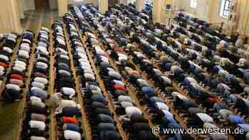 Berlin: Muslime finden in Moschee keinen Platz zum Beten – was dann passiert, ist nicht normal - Der Westen