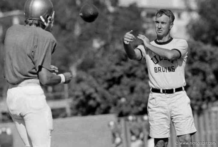 Whicker: Every day was a little spicier when Pepper Rodgers was coaching