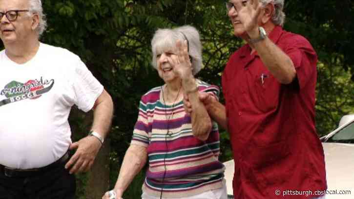 Pittsburgh Police Surprise 93-Year-Old East Liberty Woman With Birthday Parade