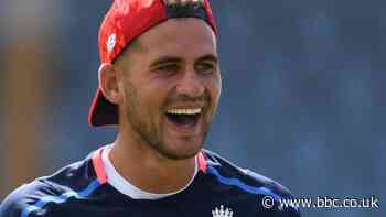 Chris Woakes happy for Alex Hales to make England return