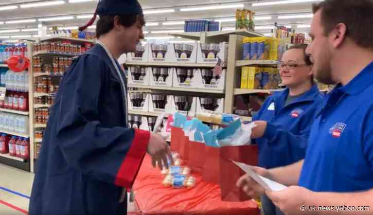 Graduation, Aisle 4: Grocery Store in Kentucky Holds Ceremony for High School Seniors