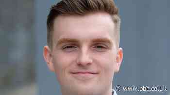 Cyfansoddwr o Wynedd yn ennill seremoni gyntaf Eisteddfod T