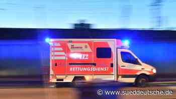 Lkw-Kollisiont: 22-jährige Motorradfahrerin schwer verletzt - Süddeutsche Zeitung