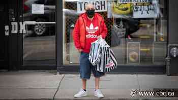 From hanging out in parks to getting groceries, how can you navigate day-to-day risks of COVID-19?