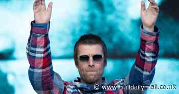 Mark Owen and Liam Gallagher to lead doorstep singalong