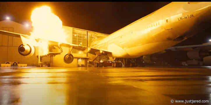 Christopher Nolan Bought a Real Boeing 747 Plane To Blow Up For 'Tenet'